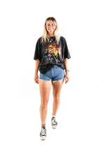 Load image into Gallery viewer, VINTAGE LEVI CUT OFFS - SIZE 29 #QP12
