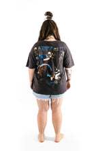 Load image into Gallery viewer, VTG BAND TEE - 2PAC - L
