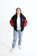 Load image into Gallery viewer, VINTAGE JACKET - #CANADA - M
