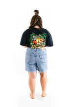 Load image into Gallery viewer, VINTAGE LEVI CUT OFFS - SIZE 34 #KD30
