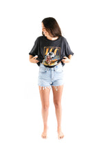 Load image into Gallery viewer, VINTAGE LEVI CUT OFFS - SIZE 26 #XY14
